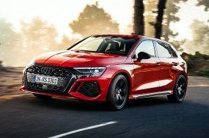 Теперь официально: Audi представила новую RS3 в исполнении хэтчбек и седан