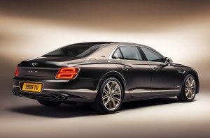Bentley представил самый «дружелюбный» Flying Spur