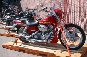 Мотоциклы из США: Сколько стоит Harley-Davidson или ультрасовременный электробайк Zero в Америке?