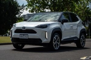 Yaris Cross встал на конвейер
