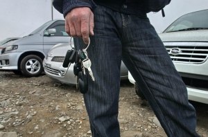 Насколько тысяч б/у авто увеличился автопарк Украины за месяц?