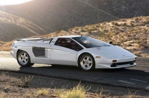 Это не Lamborghini: уникальный суперкар 1990-х годов продадут на аукционе