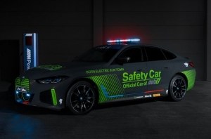 BMW выпустила электрический пейскар для MotoGP BMW выпустила электрический пейскар для MotoGP