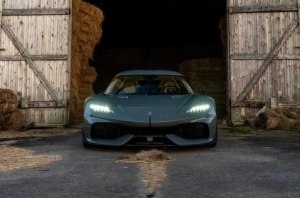 Стали известны сроки выхода серийного четырёхместного гиперкара Koenigsegg