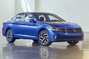 Volkswagen Jetta обновилась и получила мотор от Taos