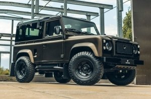 Heritage Customs Vintage поддержал лаконичность Дефендера декором Heritage Customs Vintage поддержал лаконичность Дефендера декором
