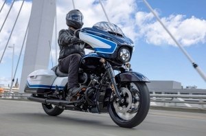 Новый Harley-Davidson Street Glide Special Arctic Blast Limited Edition Новый Harley-Davidson Street Glide Special Arctic Blast Limited Edition