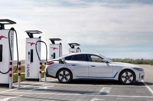 BMW считает, что электромобилям не нужен большой запас хода