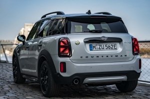 У MINI обнаружены необычные проблемы с поворотниками (видео)