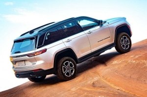 Новый Jeep Grand Cherokee подвергся «обрезанию»