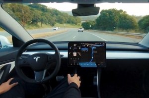 Полная автономия: Tesla представит полноценный автопилот