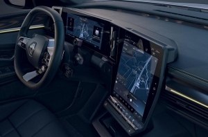 Электрокроссовер Renault Megane порадовал эффектным интерьером