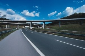 До конца года обещают открыть новый участок Большой Окружной дороги вокруг Киева