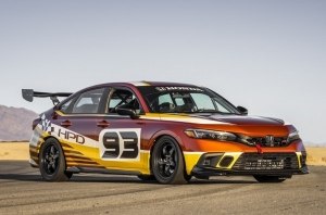 Honda показала два гоночных прототипа на базе седана Civic Si