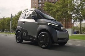 Посмотрите на испанский электрокар со съемными аккумуляторами