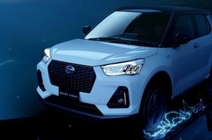 У маленького кроссовера Daihatsu появилась гибридная версия