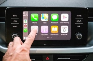 Apple научит iPhone управлять некоторыми функциями автомобиля
