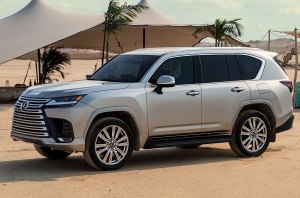 Lexus презентує новий флагманський позашляховик LX
