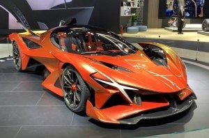 Гиперкар Apollo Evo дебютировал вместе с электрокаром EVision S