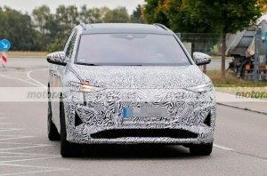 Audi все обкатывает новый Q5 e-tron