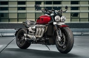 Спецвыпуск Triumph: Street Twin EC1, Thruxton RS Ton Up, 221 Edition Rocket 3 R, Rocket 3 GT
