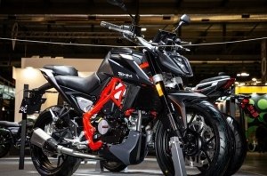 Новые нейкеды SWM VA 125 / 400 Новые нейкеды SWM VA 125 / 400