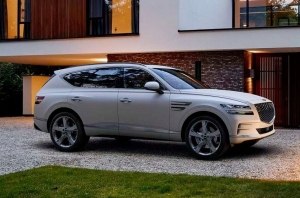 Если копировать Bentley, то уже во всем! Роскошная версия Genesis GV80