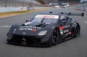 Гоночный Nissan Z GT500